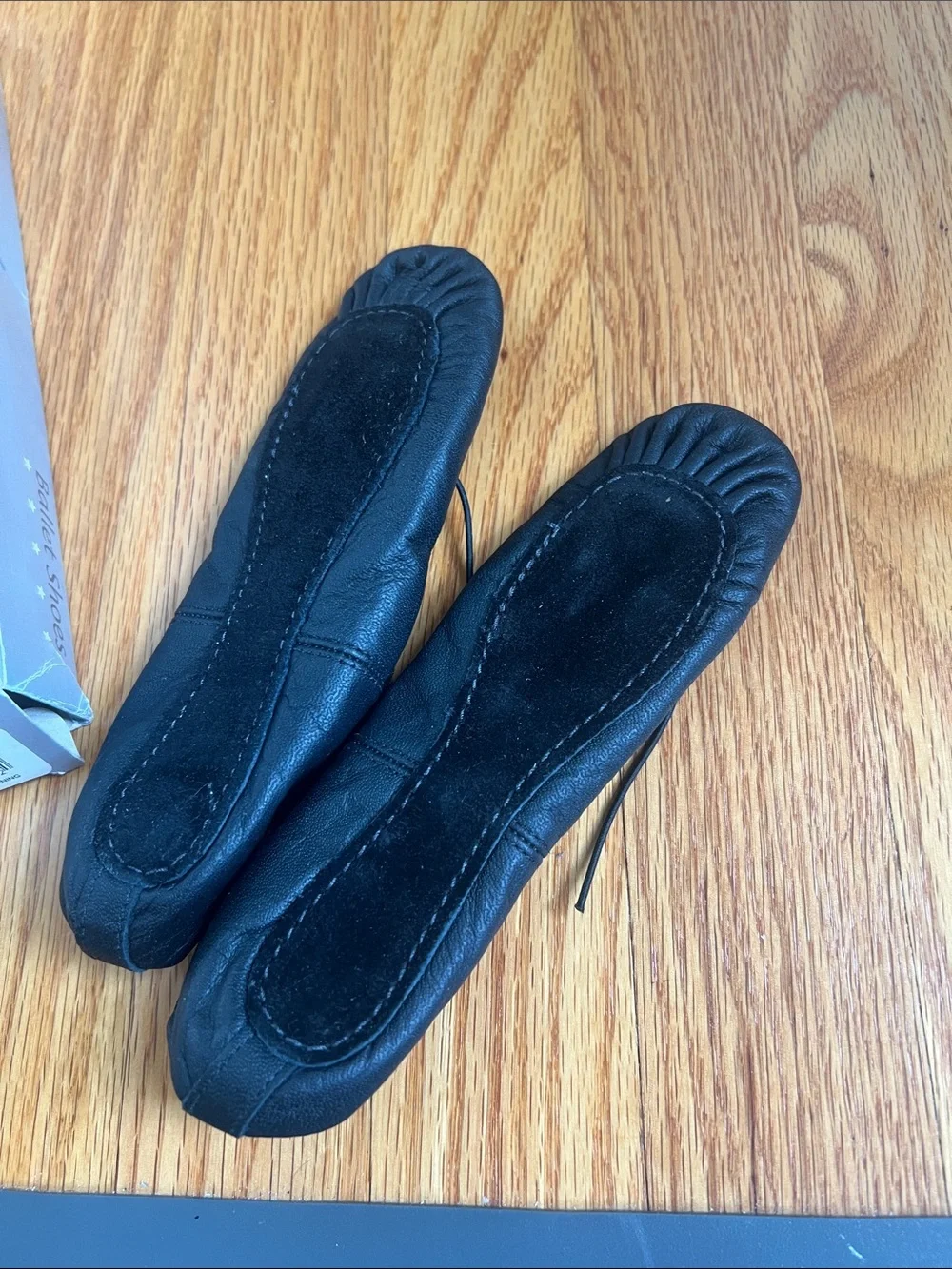 NEW So Danca Kids Black Ballet flats with Elastic Strap